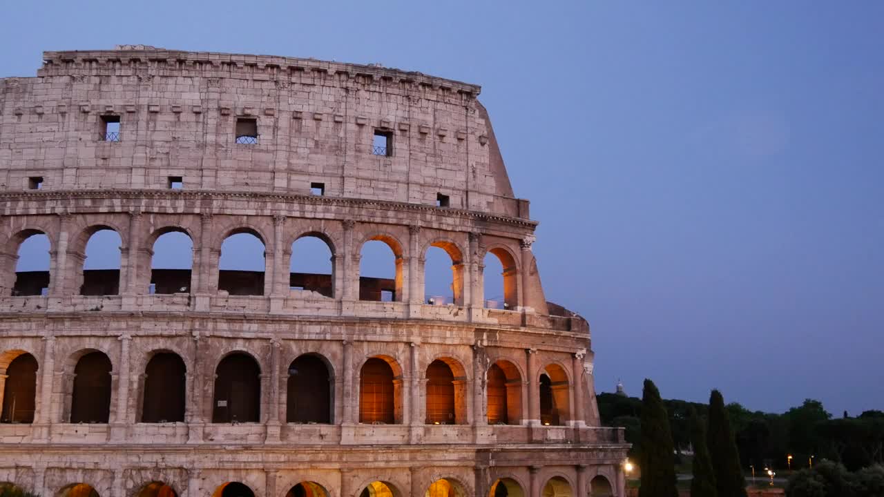 Download Free Video Stock the colosseum in the evening Live Wallpaper