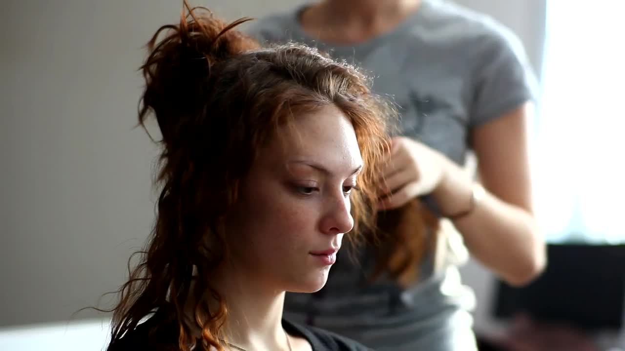 Download   Stock Footage Woman At The Beauty Parlor Live Wallpaper