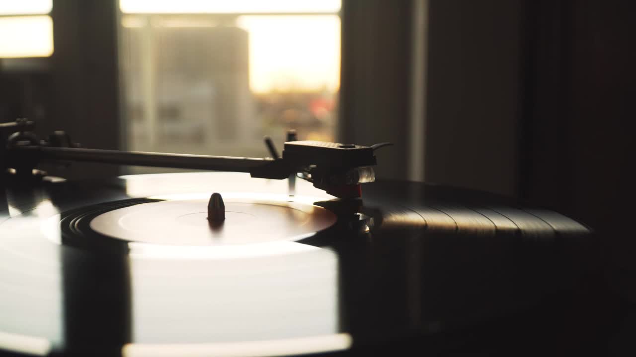 Download   Stock Footage Vinyl Record Spinning On A Turntable Live Wallpaper