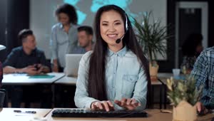 Download Stock Footage Woman With Headset Doing Customer Support Live Wallpaper Free