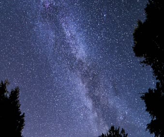 Download A Time Lapse Of A Night Sky Live Wallpaper